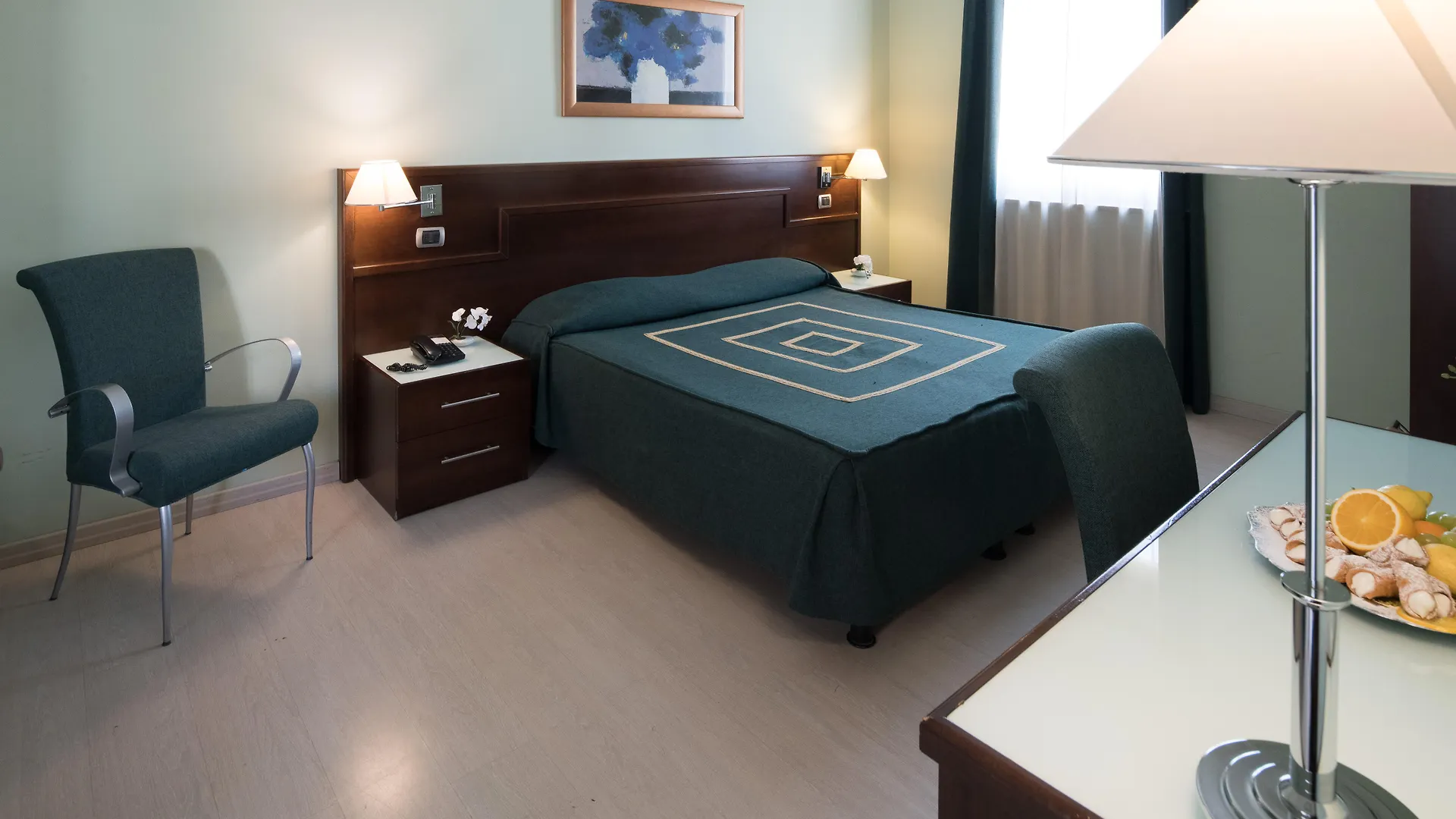 Panorama Hotel contacts