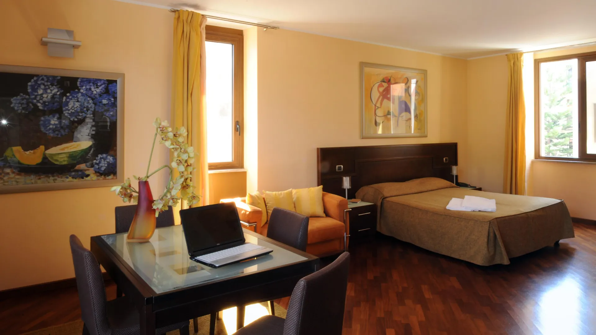 Panorama Hotel Syracuse